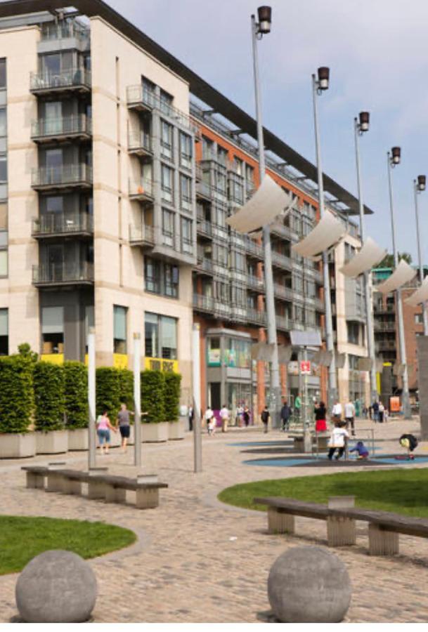 Smithfield Square Nest Entire Apt ดับลิน ภายนอก รูปภาพ