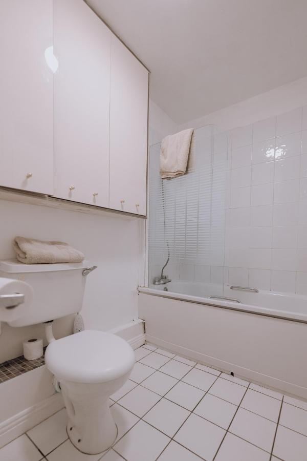 Smithfield Square Nest Entire Apt ดับลิน ภายนอก รูปภาพ