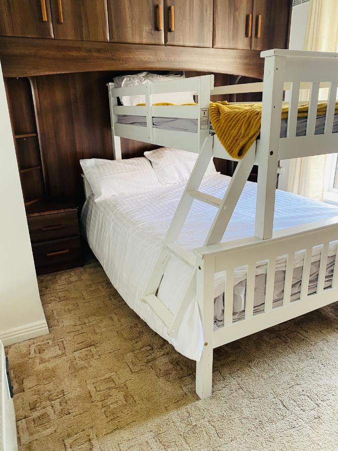 Smithfield Square Nest Entire Apt ดับลิน ภายนอก รูปภาพ
